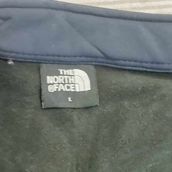 North Face jacket - Picture 3 of 6